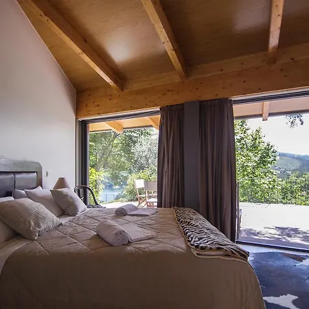 Holiday park As Runas Geres - Quinta Dos Carqueijais 5*
