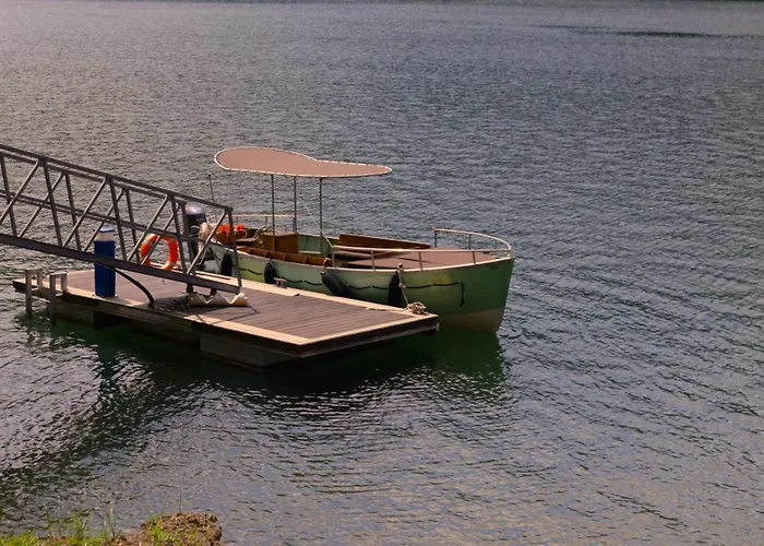 Aldeamento Turístico Quinta Dos Carqueijais Gerês